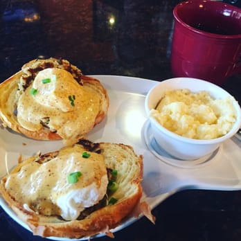 Two Chicks Cafe - Delicious! - Breakfast & Brunch Near Me - New Orleans, Louisiana
