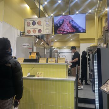 Thin Cookies - Inside - Desserts Near Me - New York, New York Thin Cookies - Inside - Desserts Near Me - New York, New York