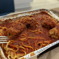 Aliacci Pizza & Pasta - Spaghetti with meatballs