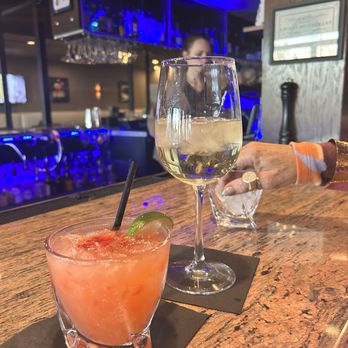 Knolls - Strawberry margarita on the rocks and house white wine - Lounges Near Me - Laguna Niguel, California