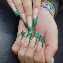 Queen Nails - Santa Fe Springs