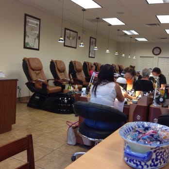 Spring Nail Salon - Pleasantly busy @ 3 pm! - Nail Salons Near Me - Saratoga Springs, New York Spring Nail Salon - Pleasantly busy @ 3 pm! - Nail Salons Near Me - Saratoga Springs, New York