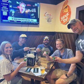 Dugout 54 - Eating area - Gastropubs Near Me - Milwaukee, Wisconsin
