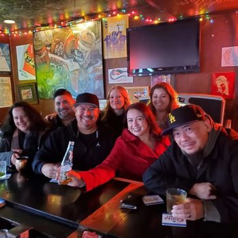 Streamline Tavern - Dive Bars Near Me - Seattle, Washington