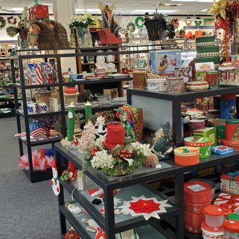 Mister Christmas - Variety of merchandise - Holiday Decorations Near Me - Williamsville, New York Mister Christmas - Variety of merchandise - Holiday Decorations Near Me - Williamsville, New York