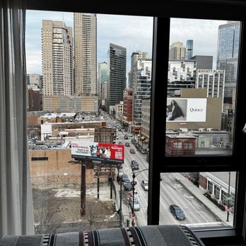 Moxy Chicago Downtown - Hotels Near Me - Chicago, Illinois