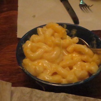 Daisy's Garage - Mac' and cheese side - a little on the small side, but very yummy - New American Near Me - Cedar Rapids, Iowa Daisy's Garage - Mac' and cheese side - a little on the small side, but very yummy - New American Near Me - Cedar Rapids, Iowa