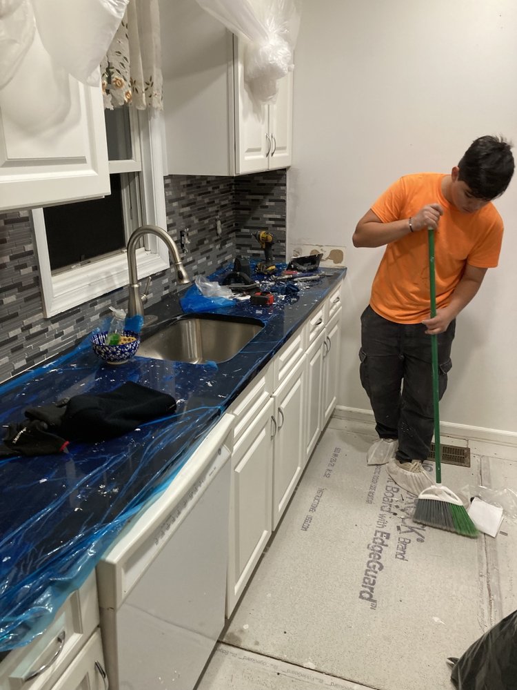 Slide of A&M Home Improvement