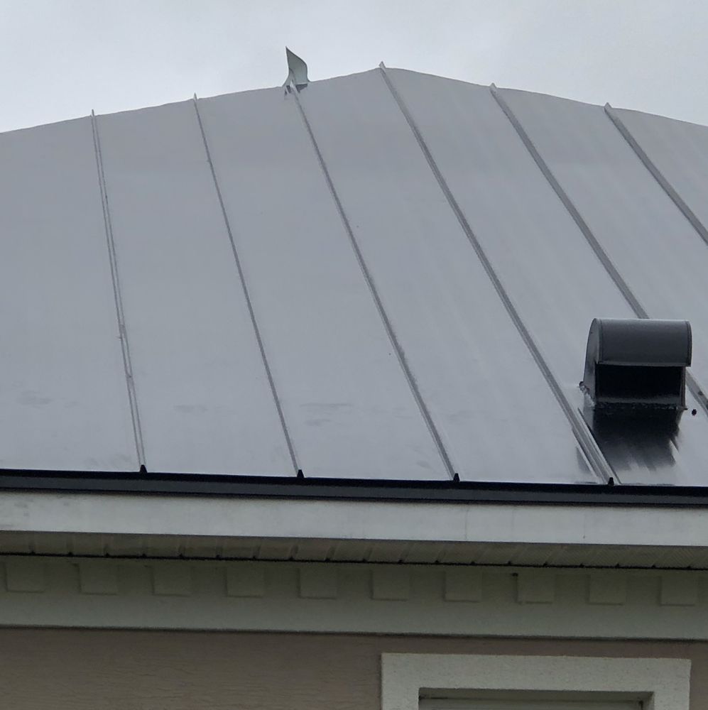 Slide of Hickman Metal Roofing