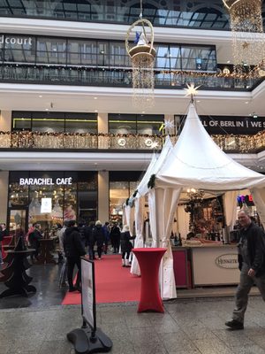 Mall of Berlin by null