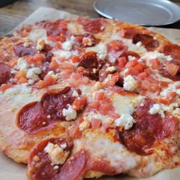 Riviera pizza