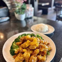 Tuk Tuk Thai Fusion - Orange Chicken