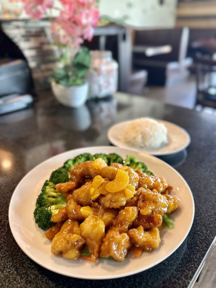 TUK TUK THAI FUSION 161 Photos & 86 Reviews 9253 Kingston Pike