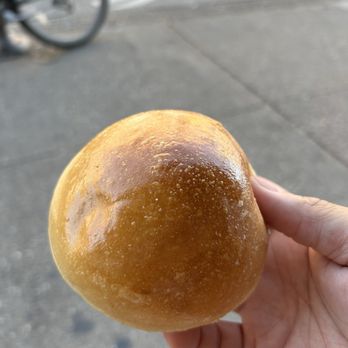 Chiu Quon Bakery & Dim Sum - Bakeries Near Me - Chicago, Illinois