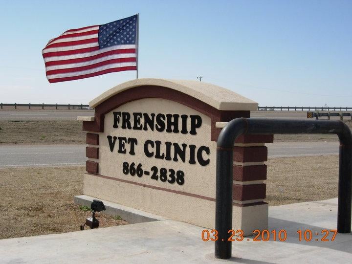 FRENSHIP VET CLINIC 202 E Hwy 62, Wolfforth, Texas Veterinarians