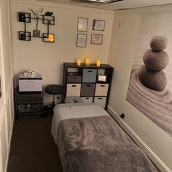 Bodywork by Charles Howell - Treatment room