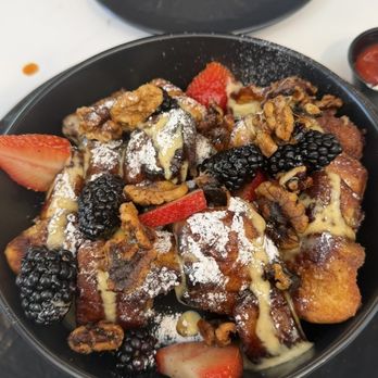 Sonder - Monkey bread - American Near Me - Bakersfield, California