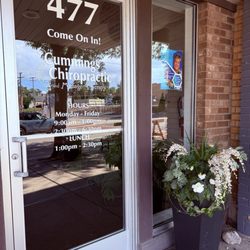 Cummings Chiropractic and Massage Therapy - The entrance with the hours