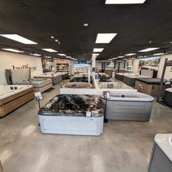 Paradise Valley Spas - With 40 years operating in the Bay Area, we know our customers! Our new showroom features only the best hot tubs in the industry.