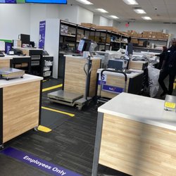 FedEx Office Print & Ship Center
