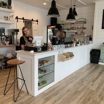 lotties coffee lounge