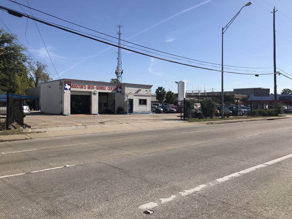 HOUSTONS BEST SERVICE CENTER 5420 N Shepherd, Houston, Texas