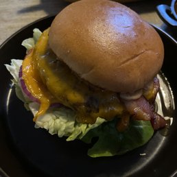 Mad & Kaffe's Burger
