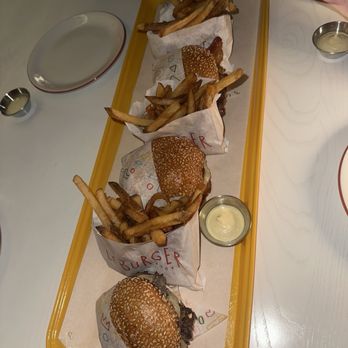 Le Burger 4304 - Beer Bar Near Me - Minneapolis, Minnesota Le Burger 4304 - Beer Bar Near Me - Minneapolis, Minnesota