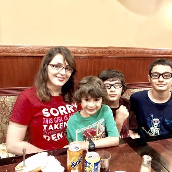 Al Raouche Restaurant - My wife and kids - Middle Eastern Near Me - Paterson, New Jersey Al Raouche Restaurant - My wife and kids - Middle Eastern Near Me - Paterson, New Jersey