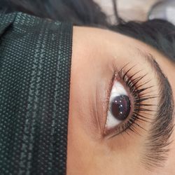 Express Brows - Result after lash left (Anita)