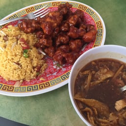 Hot & Sour Soup / 酸辣湯