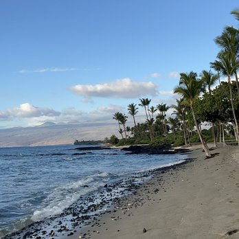 Mauna Lani  Auberge Collection - Nice strolling beach - Resorts Near Me - Waimea, Hawaii