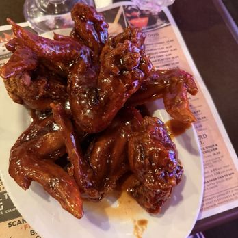Dallas BBQ - Henny Wings (10) - Barbeque Near Me - New York, New York