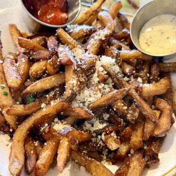 Monkeypod Kitchen - Garlic Truffle Oil Fries - delish! - New American Near Me - Lahaina, Hawaii