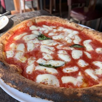 Mast - Margherita - Pizza Near Me - Boston, Massachusetts Mast - Margherita - Pizza Near Me - Boston, Massachusetts