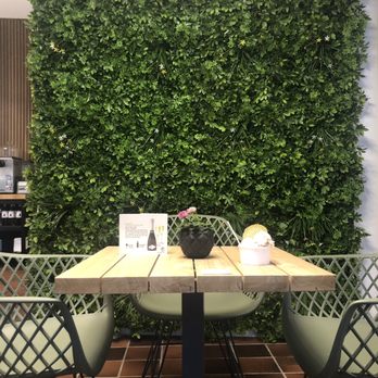 ijssalon Parlion  - Interior - Ice Cream & Frozen Yogurt Near Me - Antwerp, VAN