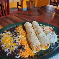 Dos Amigos - Alambre (Which were really just skinny tacos)