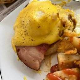 Eggs Benedict