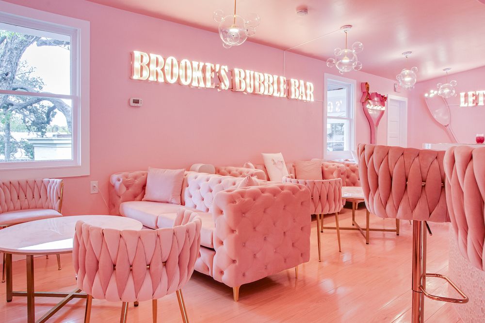 BROOKE’S BUBBLE BAR Updated March 2024 27 Photos & 14 Reviews 416