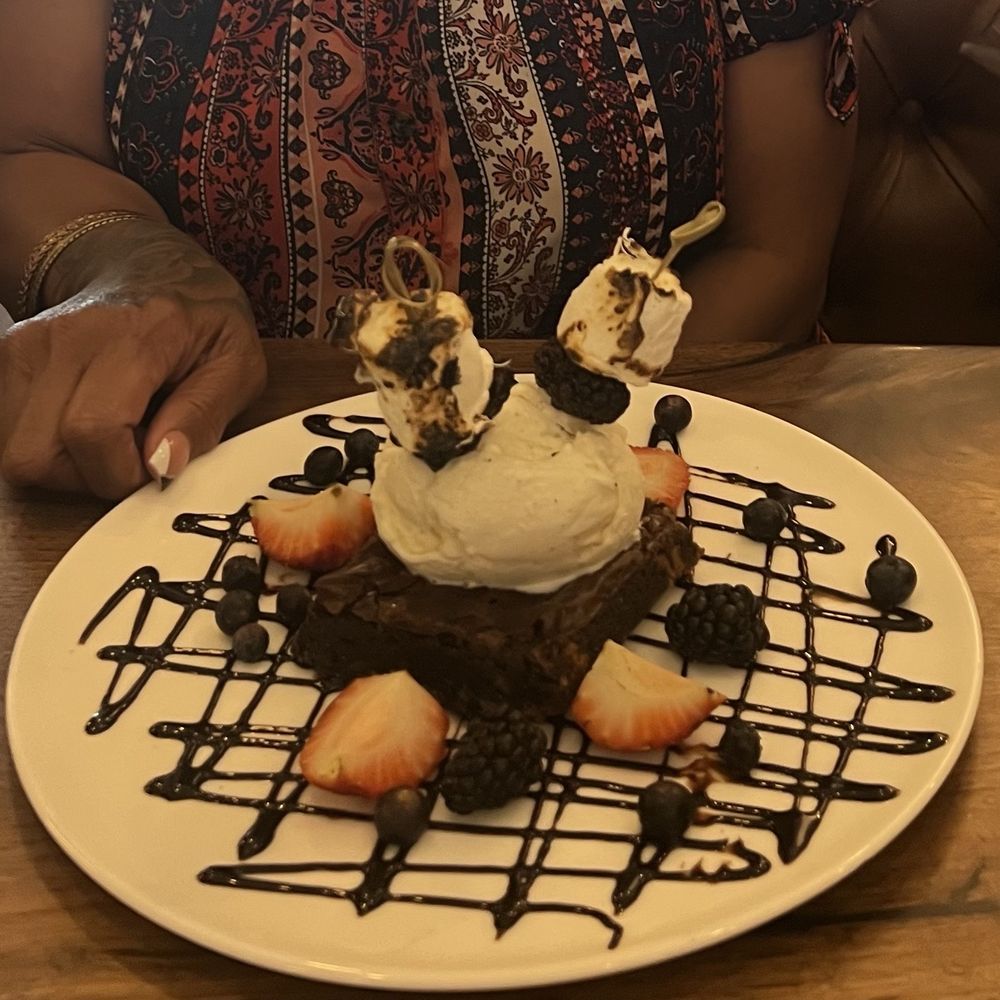 Copper & Sage - Dessert brownie - Cocktail Bars Near Me - Goodyear, Arizona Copper & Sage - Dessert brownie - Cocktail Bars Near Me - Goodyear, Arizona
