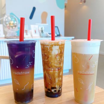 Redstraw - French daisy (butterfly pea & green tea), brown sugar boba, and jasmine tea with milk cap - Bubble Tea Near Me - Carrollton, Texas Redstraw - French daisy (butterfly pea & green tea), brown sugar boba, and jasmine tea with milk cap - Bubble Tea Near Me - Carrollton, Texas
