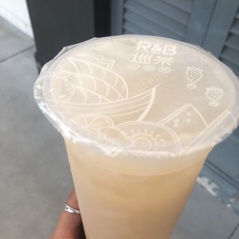 R&B Tea - Lychee Yakult - Bubble Tea Near Me - Chula Vista, California R&B Tea - Lychee Yakult - Bubble Tea Near Me - Chula Vista, California