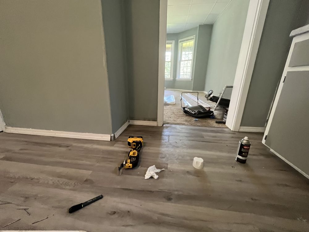 Slide of Extra Hands