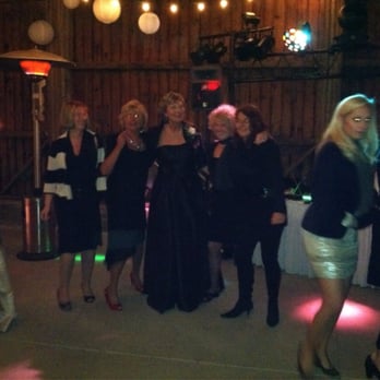 Beagle Mobile Dj - Having fun at a reception. - DJs Near Me Beagle Mobile Dj - Having fun at a reception. - DJs Near Me