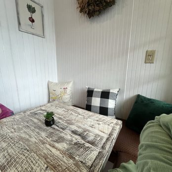 Olive & Oats by Azafran - Atmosphere - Cafes Near Me - Lewes, Delaware