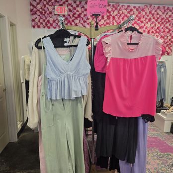Presley Jay Boutique - 20% to 70% off this rack ranging from size small to 3XL - Women's Clothing Near Me - Claremore, Oklahoma Presley Jay Boutique - 20% to 70% off this rack ranging from size small to 3XL - Women's Clothing Near Me - Claremore, Oklahoma