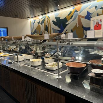 American Express Centurion Lounge - The hot bar - Airport Lounges Near Me - Atlanta, Georgia