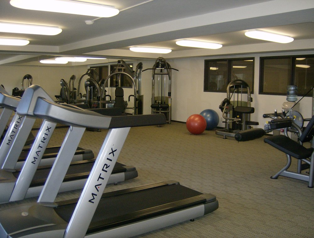 SOLANO APARTMENTS Updated September 2024 14 Reviews 1050