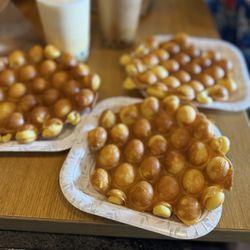 Tea Bar Cafe - Bubble waffles!