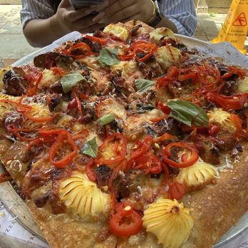 Truly Pizza - momma mia - Pizza Near Me - Laguna Beach, California Truly Pizza - momma mia - Pizza Near Me - Laguna Beach, California